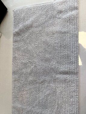 Parachute Cotton Bath Mat Rug Gray Textured 20x30 Approx